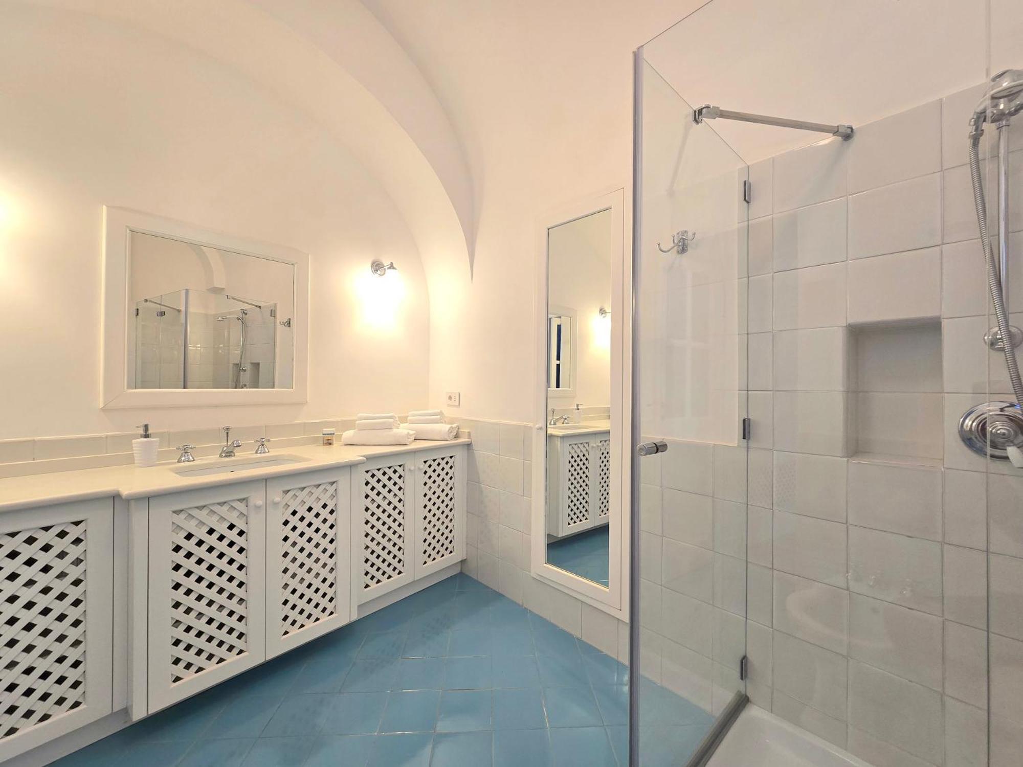 Sopramonte Exclusive Rooms กาปรี ภายนอก รูปภาพ